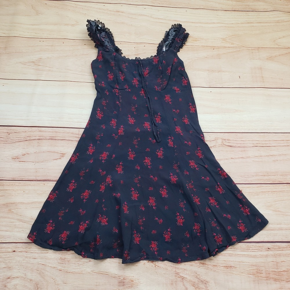 Wild Fable Dress Girls XS Black Red Floral Lace Trim Mini Dress Square Neck Rose
